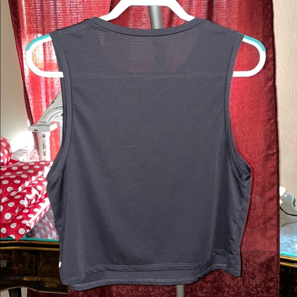 Demi Lovato Fabletics Muscle Tank Top Gray Medium - Picture 3 of 8